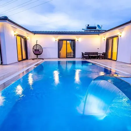Sirius-yaniklar Villa *